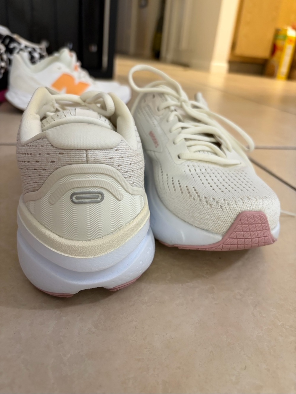 👡👡🪷🪷Brooks Womens Wide Ghost 2 - 7W - Picture 2 of 8